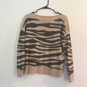 🎆Buy 1 get 1 FREE🎆 Comfy Tiger Print Sweater